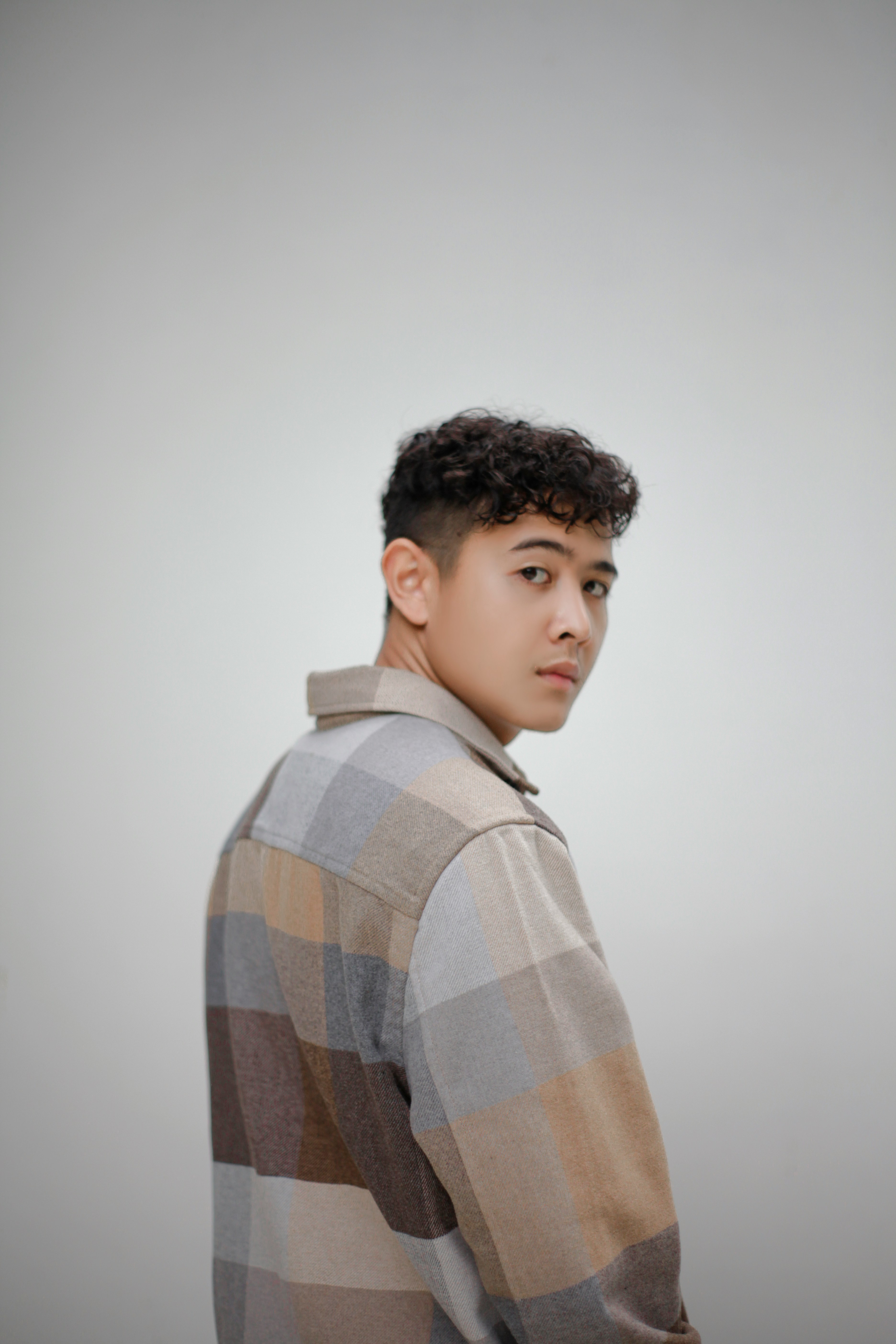 国产高清影视推荐：热门推荐海报 3